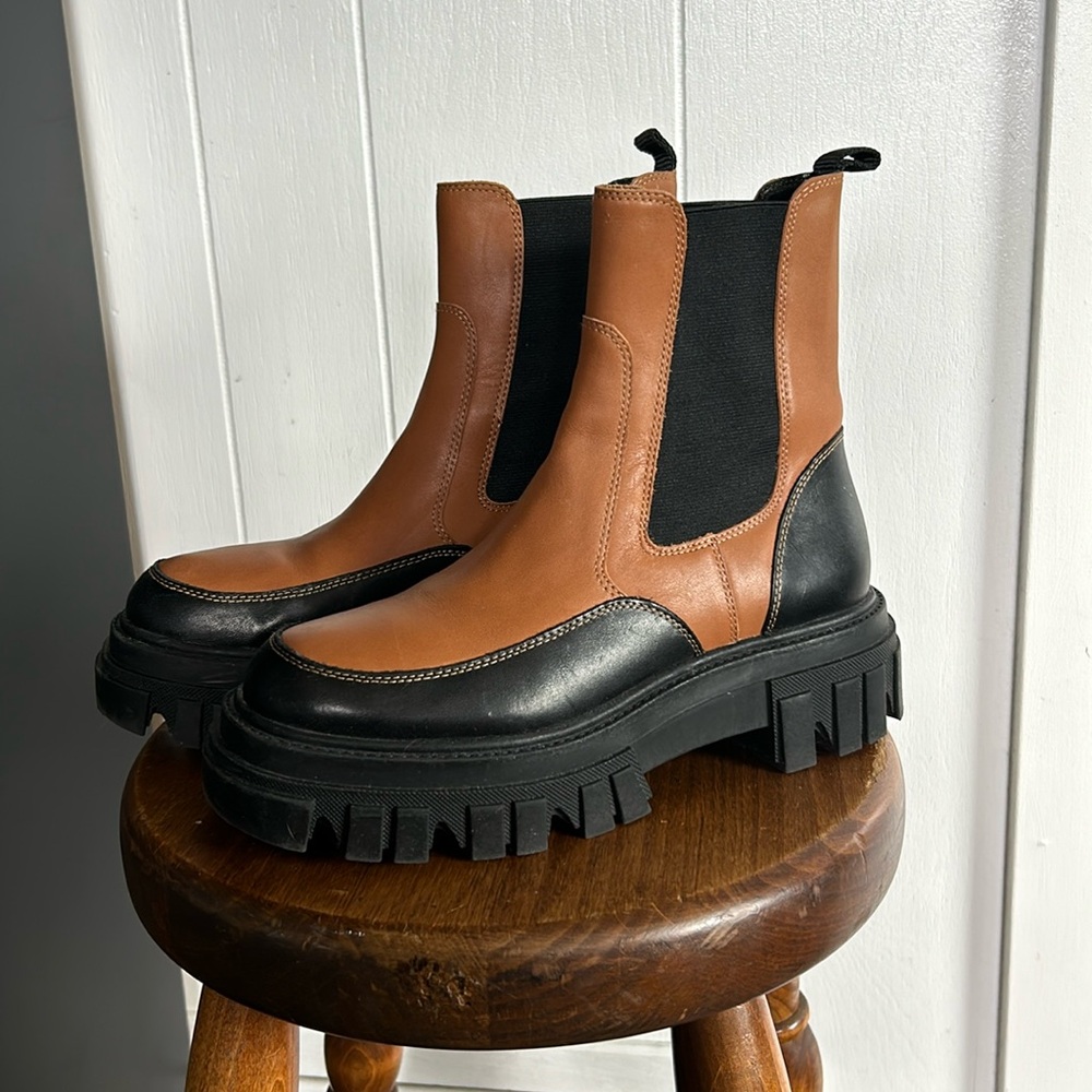 Marc Fisher boots, size 7.5
